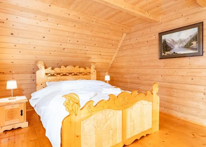 Szept Giewontu-mountain Base