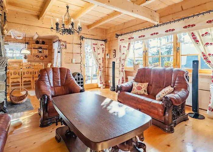 Szept Giewontu-mountain Base